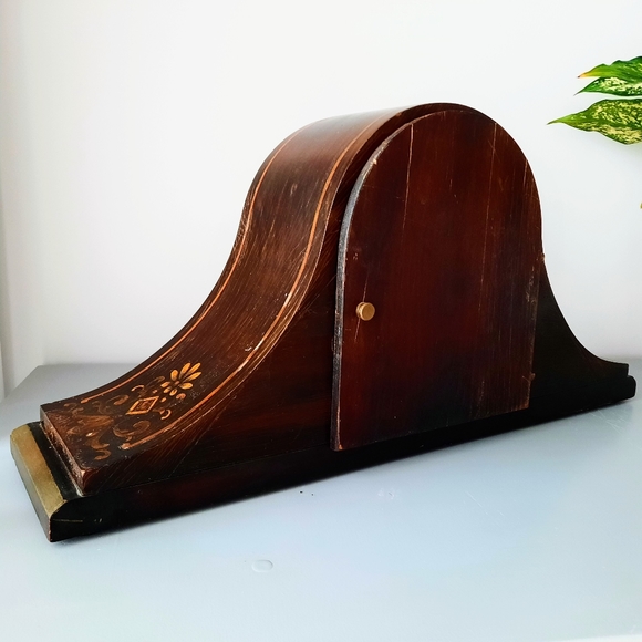 Gilbert Mantle Clock - Picture 3 of 7